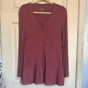 LOGO by Lori Goldstein long sleeve v neck cardigan size small